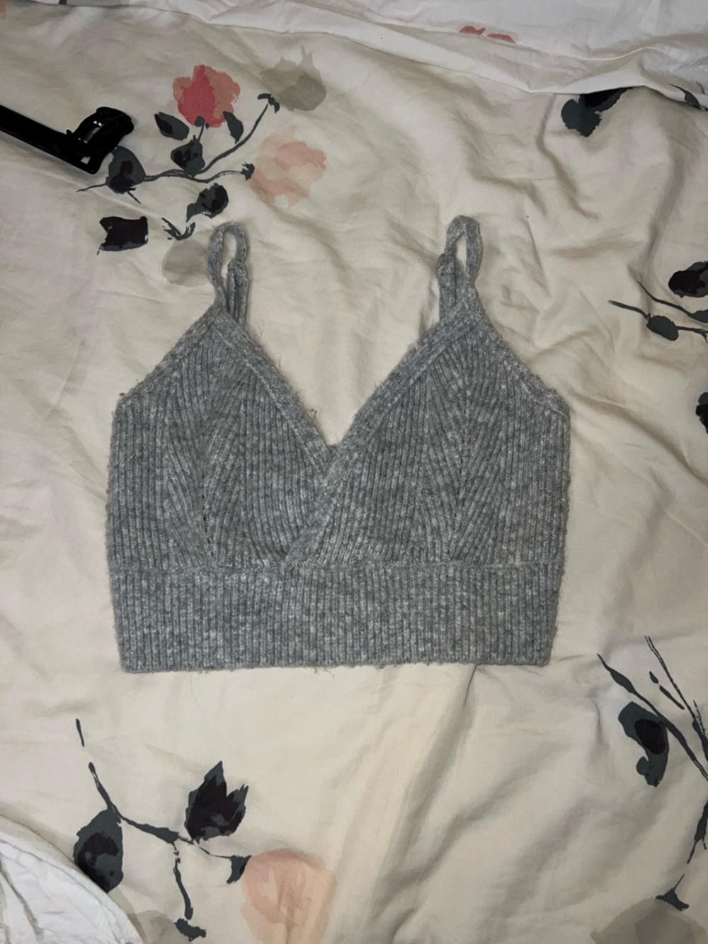 Gray Ribbed Knit Crop Top - Women